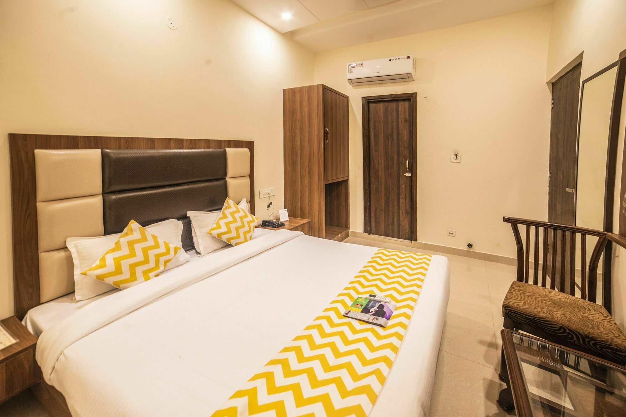Fabhotel Royal Villa Hussainpura Chowk Amritsar Exterior foto